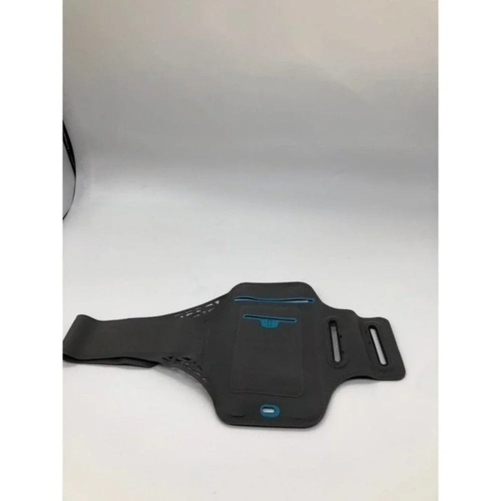 Universal Phone Armband 5.5‎ Black and Blue